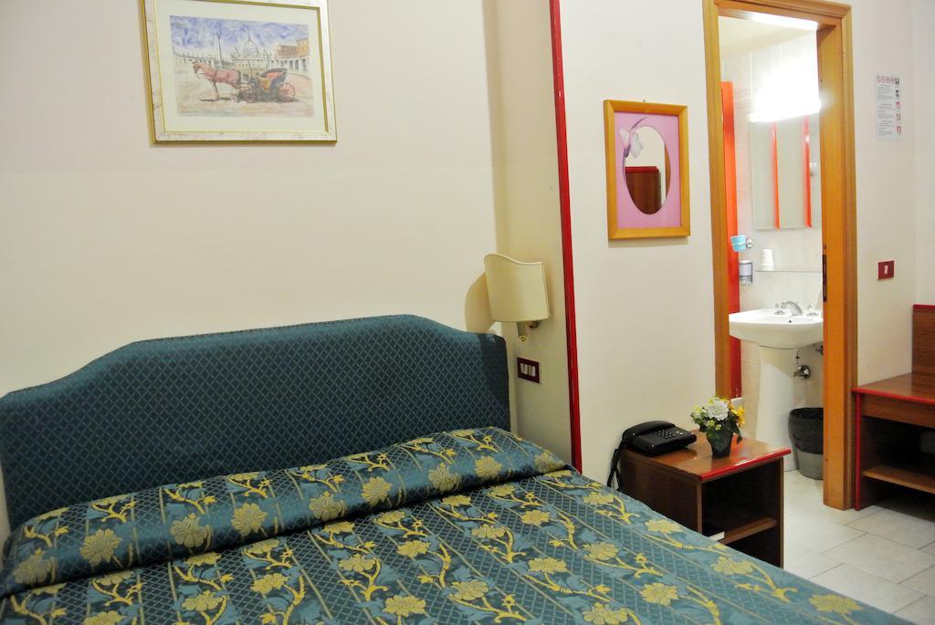 Hotel Giada Roma Phòng bức ảnh