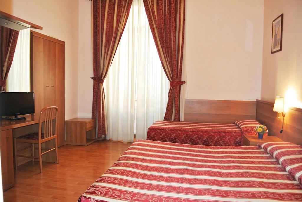 Hotel Giada Roma Phòng bức ảnh