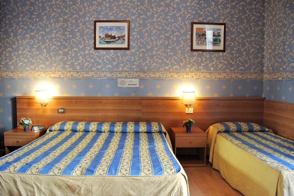 Hotel Giada Roma Phòng bức ảnh