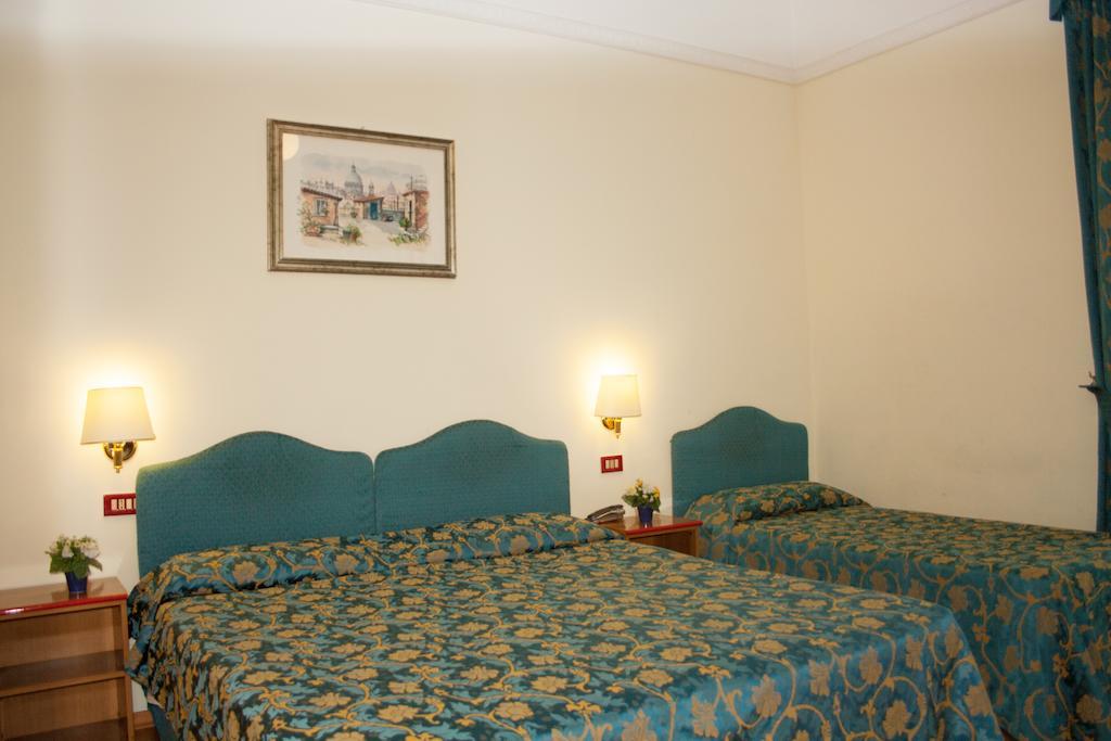 Hotel Giada Roma Phòng bức ảnh
